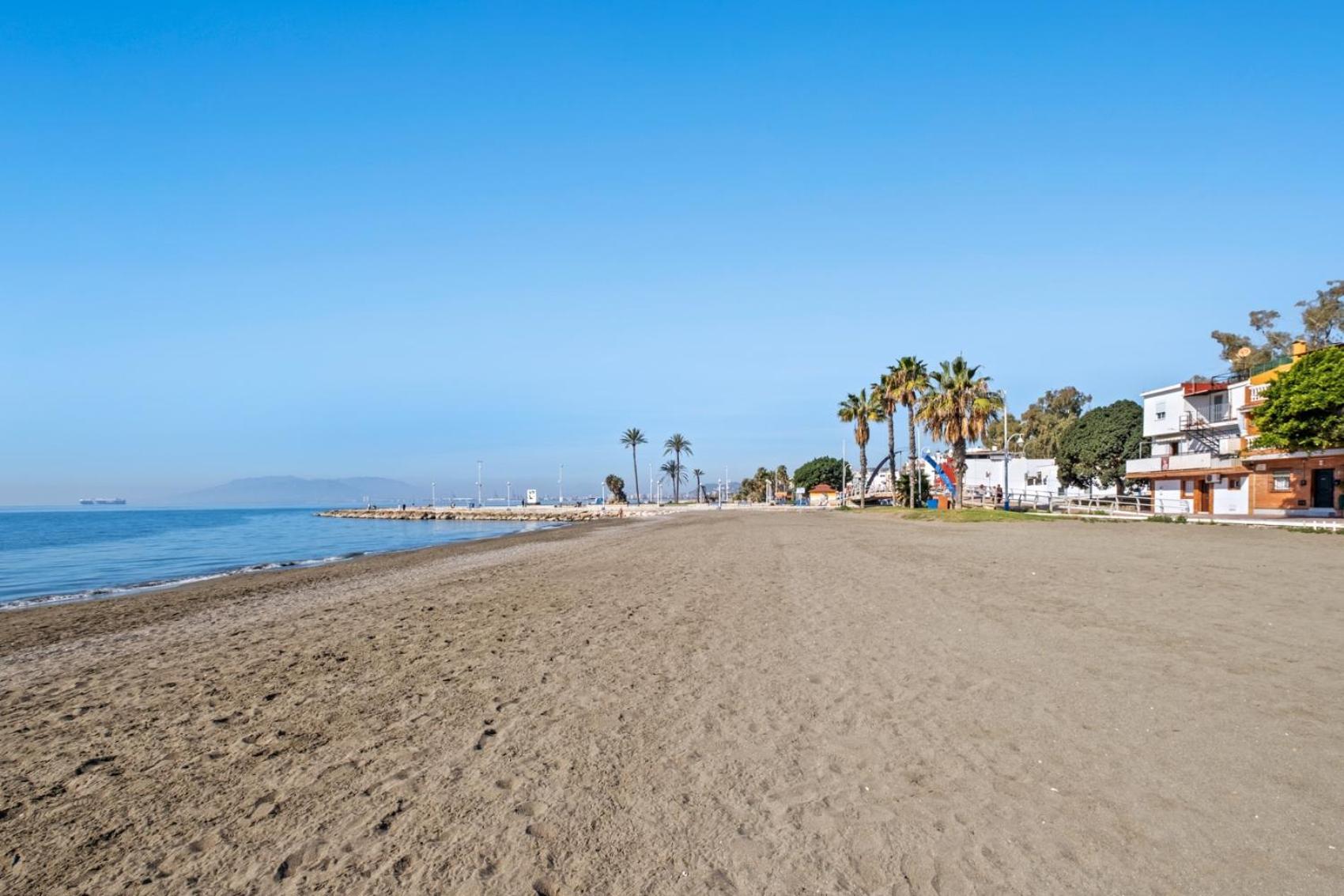 Apartamento Frente A La Playa Málaga Eksteriør billede