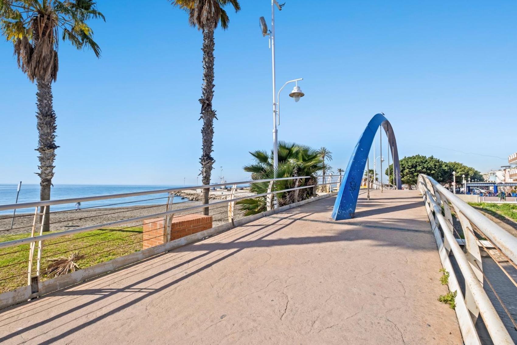 Apartamento Frente A La Playa Málaga Eksteriør billede